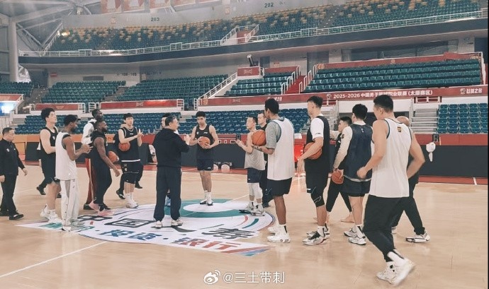 九游体育实况比分-北京今晚客战山西！媒体人：赵睿小曾周琦方硕斯佩尔曼缺席踩场
